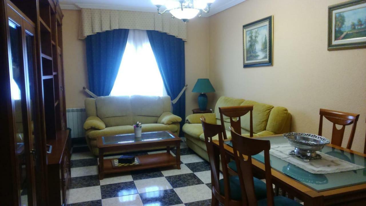 Apartamento Turistico Antigua Universidad Almagro Exterior foto